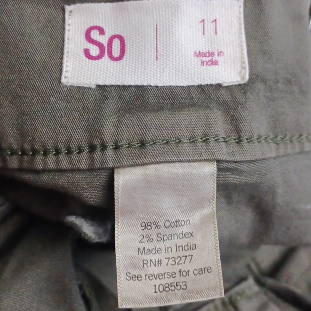 NWT - Size 11 green pants. "High-Rise Mom Pant". Light weight casual. Summer. - Picture 14 of 15